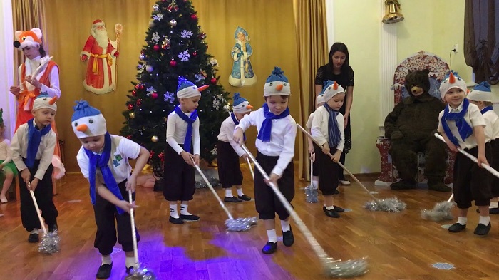 Танец На Новый Год 2 Класс