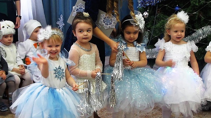 Серебристые Снежинки Новогодние